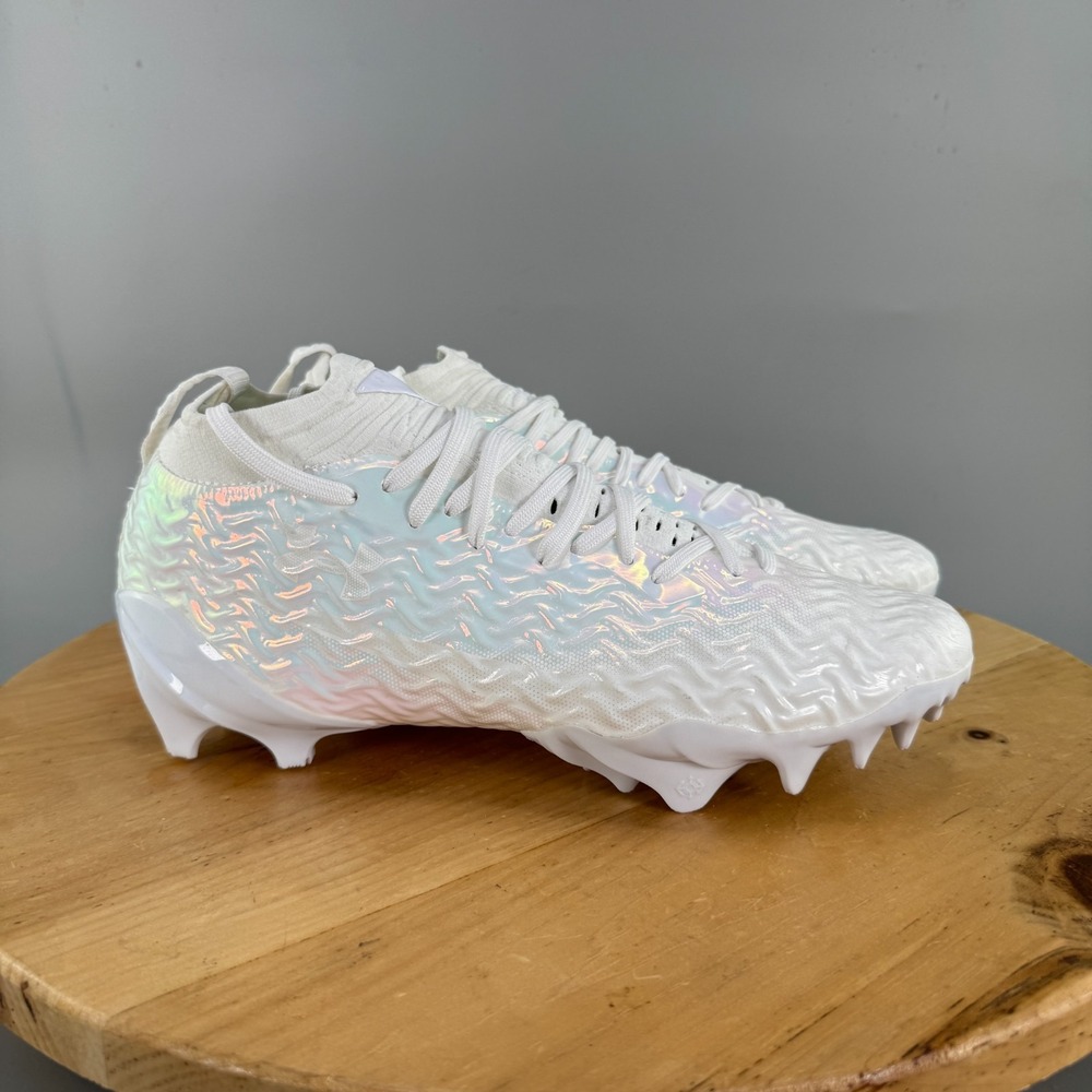 Under Armour Spotlight Pro Mens Size 10 White Iridescent Football Cleats NEW
